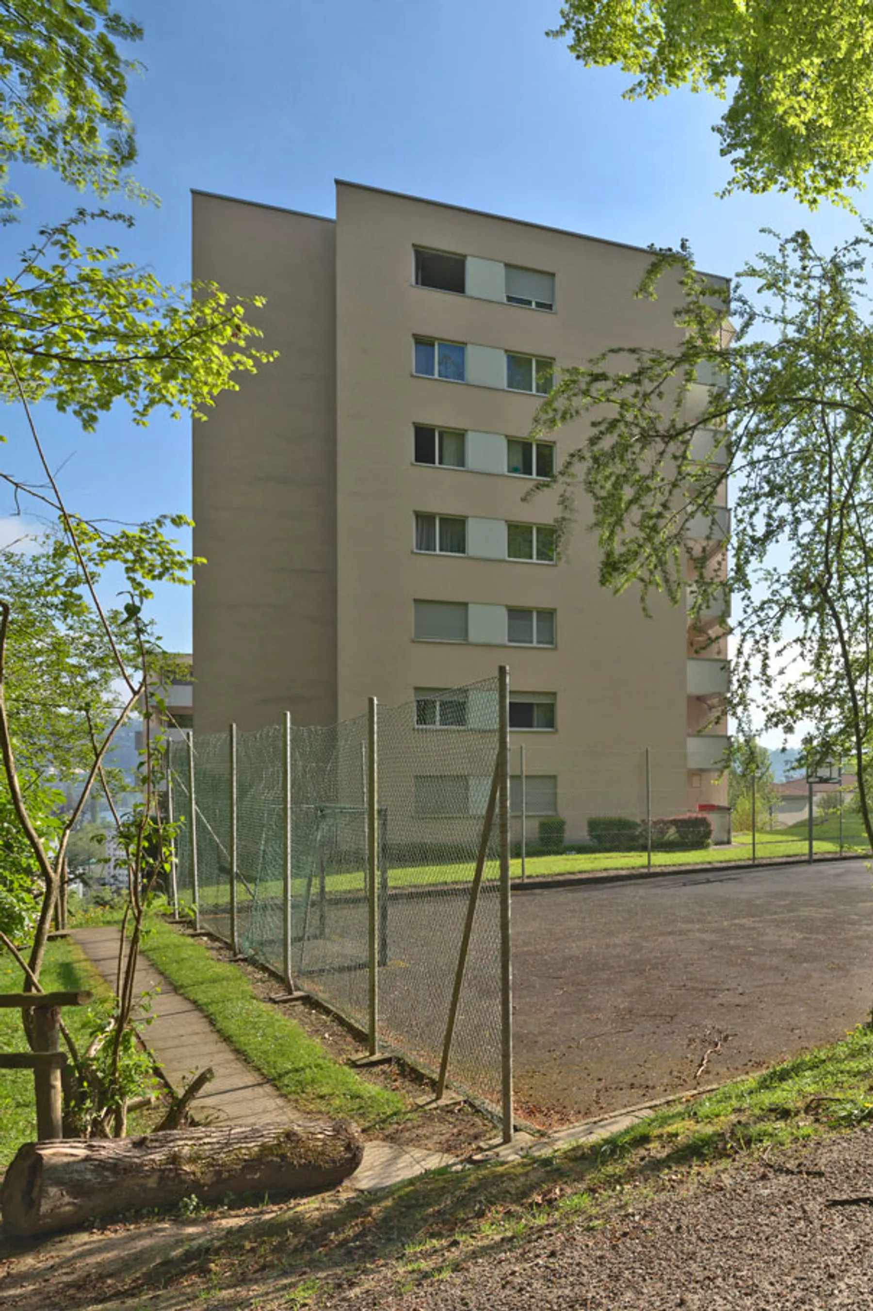 Studhalden  4