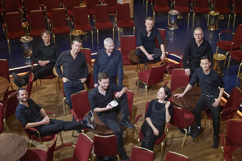 Zwei Impro-Teams im Duell