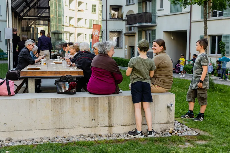 Welche Geschichten von welchen Leuten?